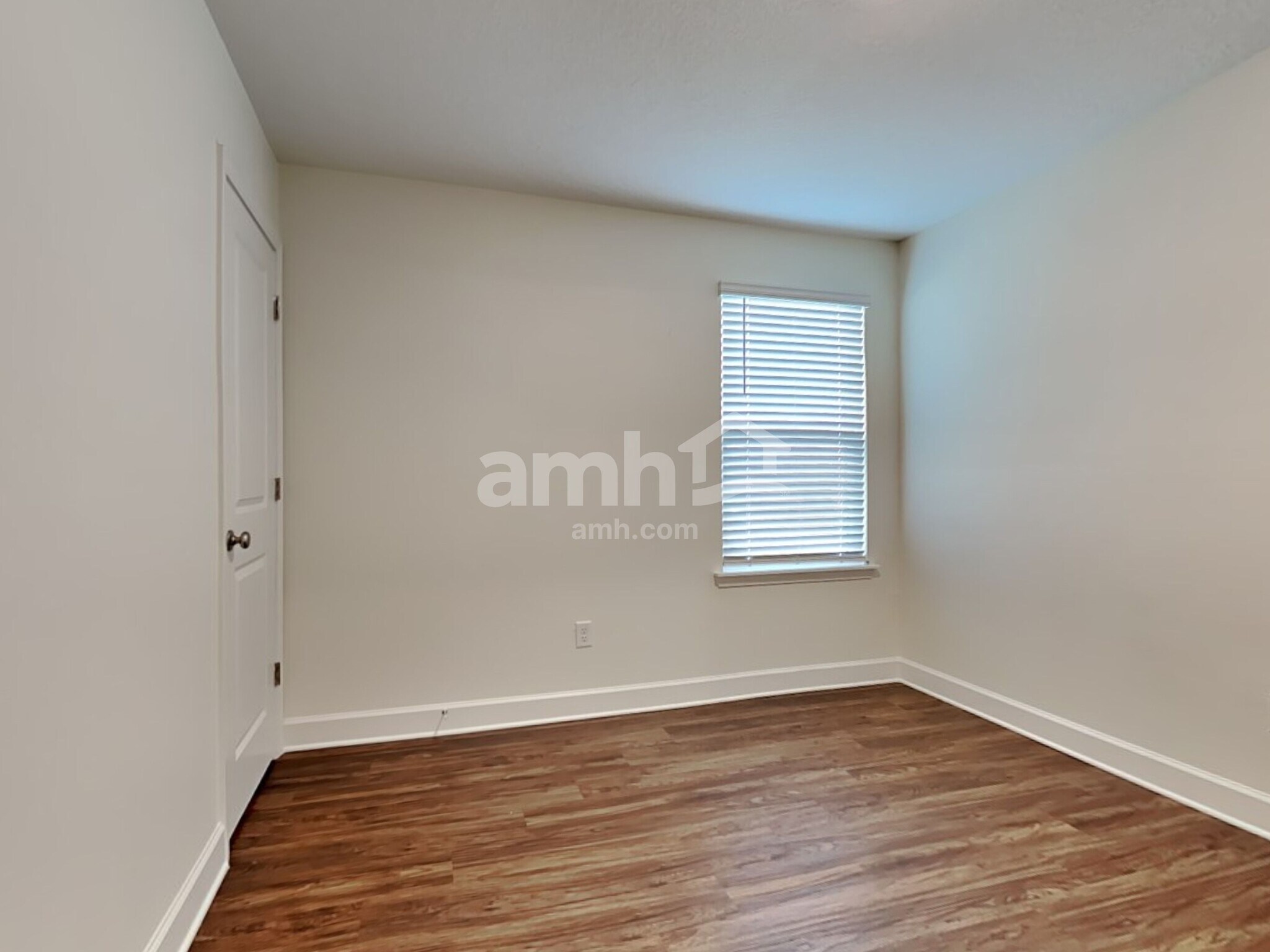 Building Photo - 1183 Tan Tara Trl