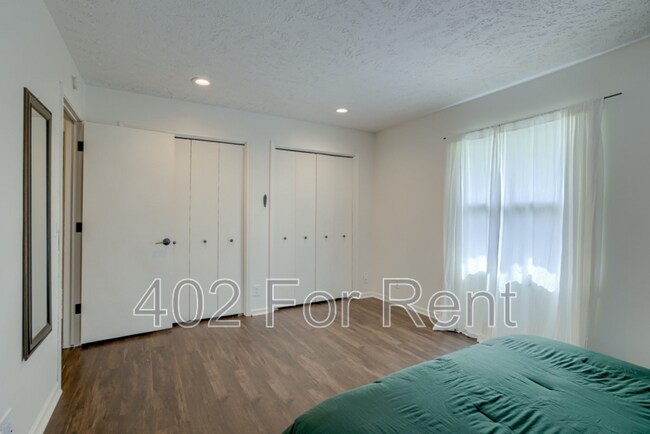 Building Photo - 3322 S 78th St