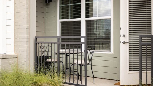 Building Photo - 11701 Dionda Ln