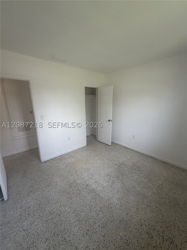Building Photo - 9610 SW 58th St