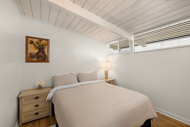 Building Photo - 139 W Canada