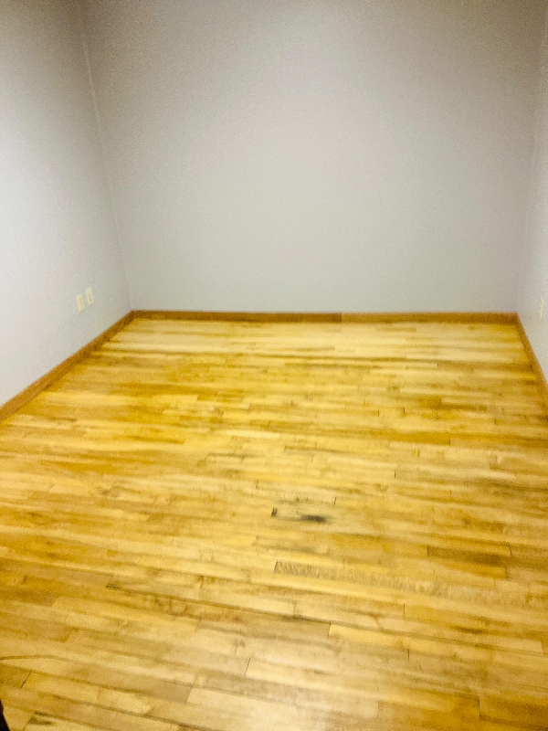 Building Photo - 124 1/2 S 2nd St