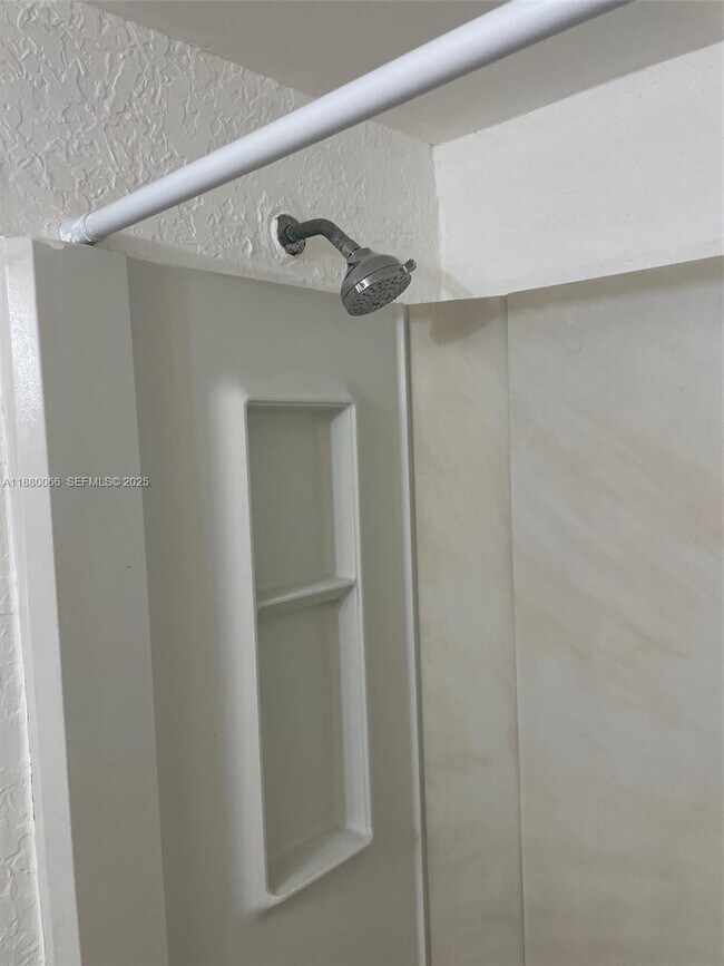 Building Photo - 2401 Riverside Dr