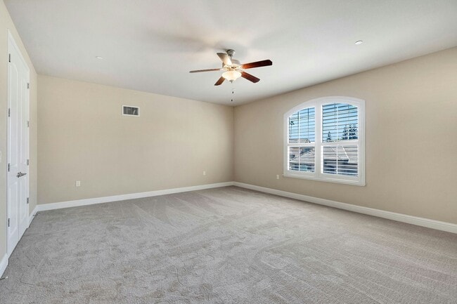 Building Photo - 2160 W Juliet Way