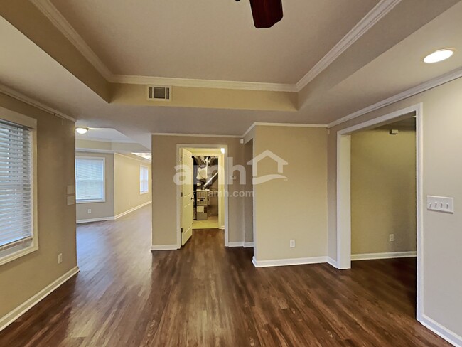 Building Photo - 4524 Kingsgate Ct NW