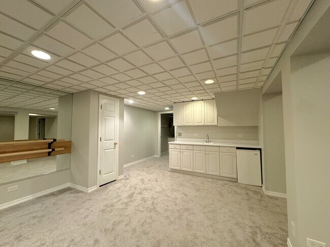 Building Photo - 3828 Caine Ct