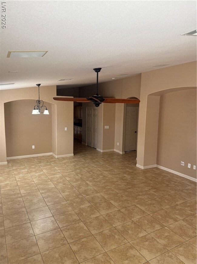 Building Photo - 4420 Meadowlark Wing Way