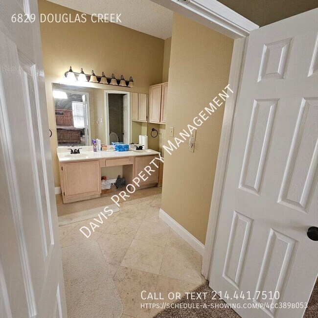Building Photo - 6829 Douglas Creek