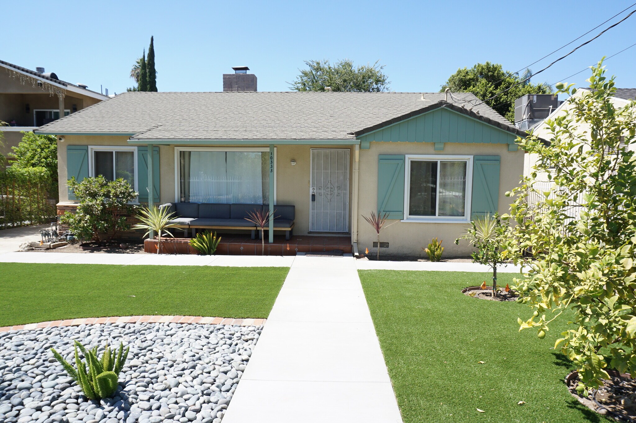 Building Photo - 10333 Jordan Ave