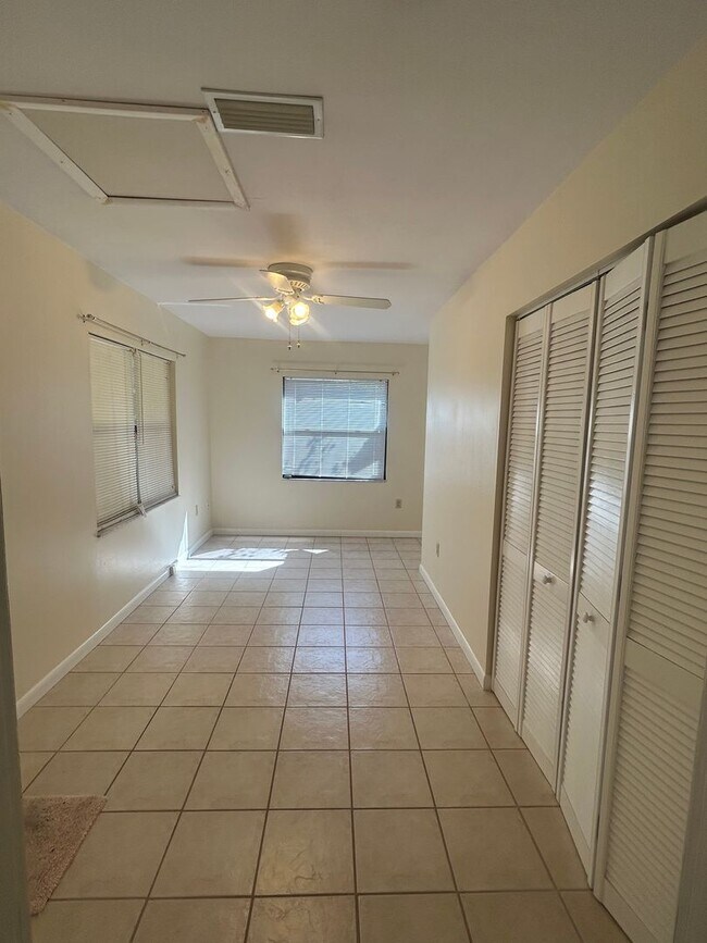 Building Photo - Springtree single family home