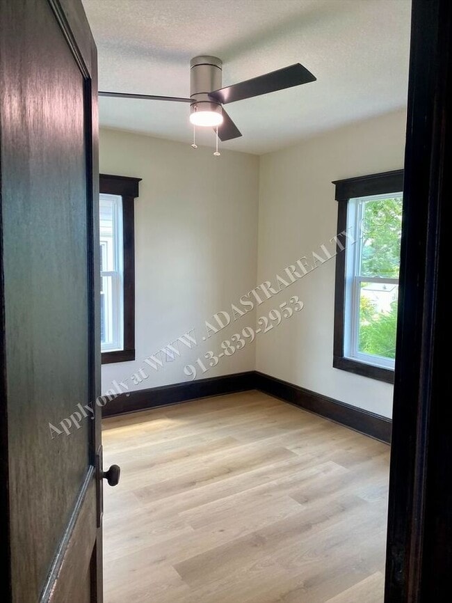 Building Photo - Remodeled 3 Bed 1.5 Bath Home in Kansas Ci...