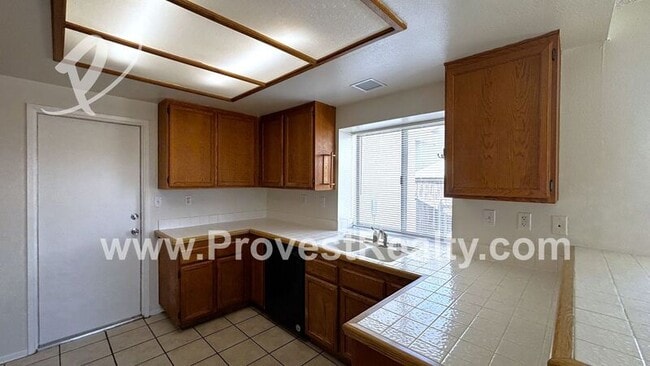 Building Photo - 13496 Vail Cir
