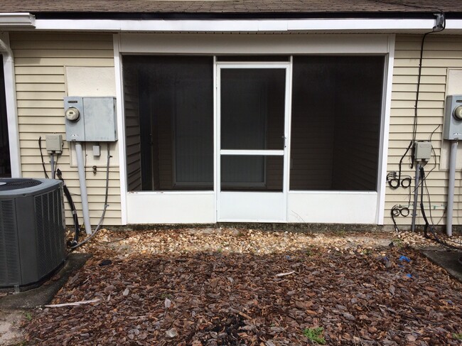 Building Photo - 4247 Plantation Cove Dr