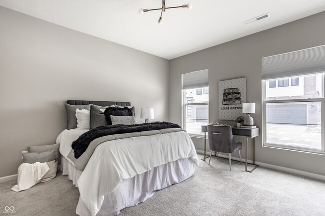 Building Photo - 9744 Junction Sta