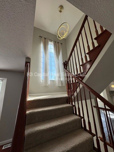 Building Photo - 1041 Flora Lake Ct