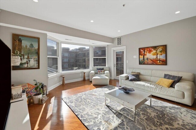 Building Photo - 20 Ave at Port Imperial
