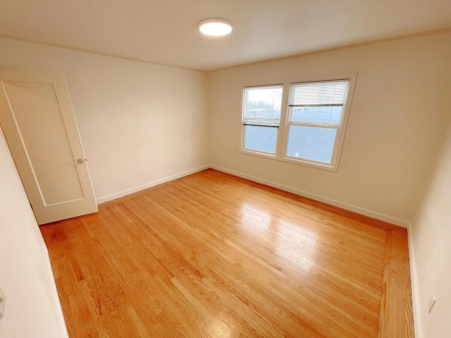 Building Photo - 1801 29th Ave