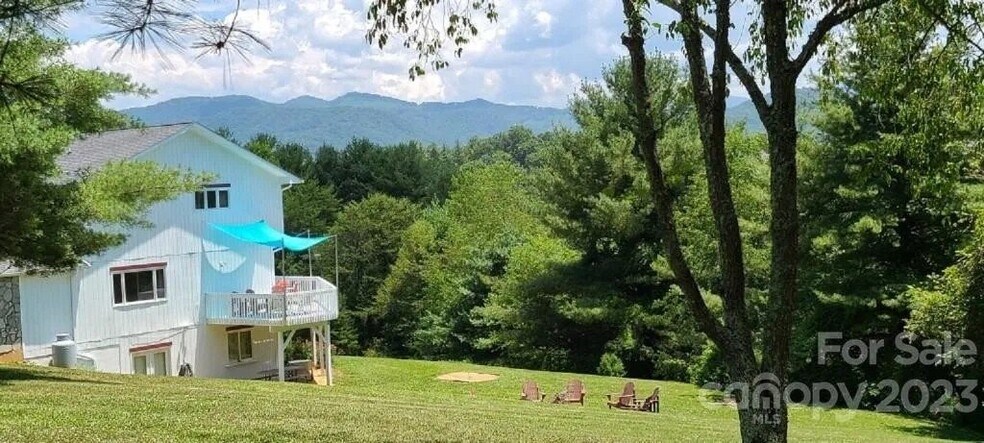 Building Photo - 3 Rolling Meadows Ln