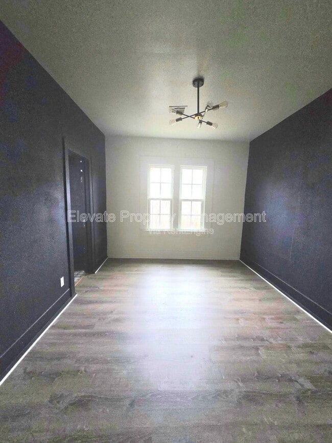 Building Photo - 1625 NW 33rd St