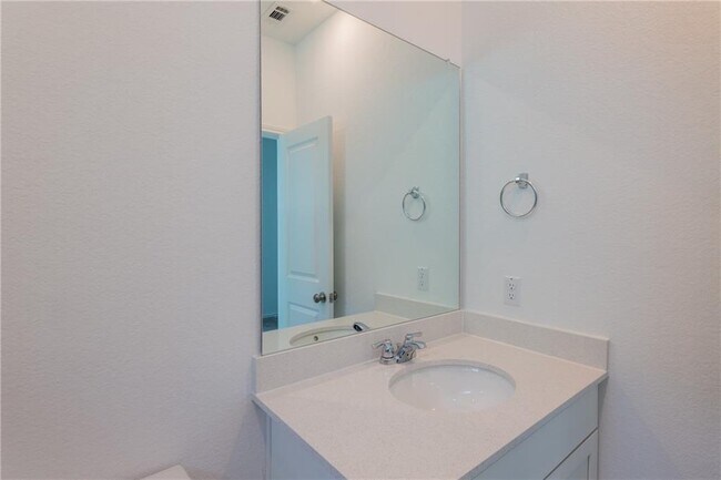 Building Photo - 1437 Weatherford Ln