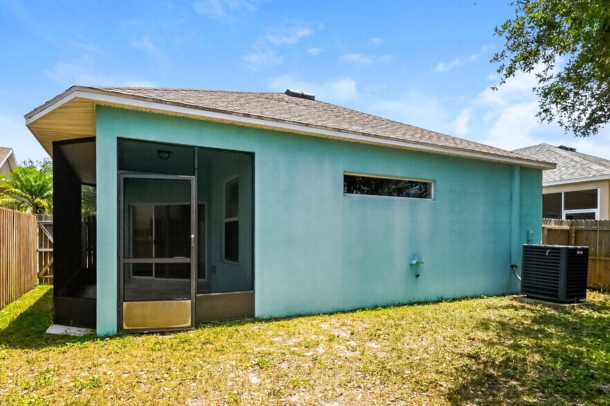 Building Photo - 502 Laguna Mill Dr