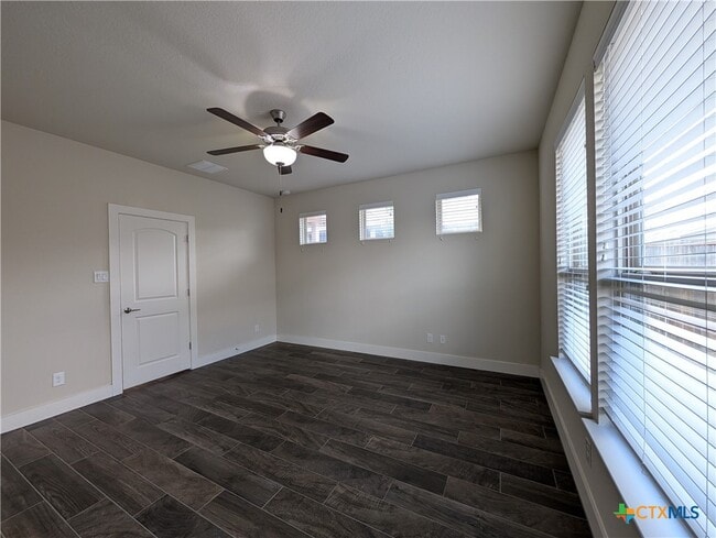 Building Photo - 737 Milestone Pk