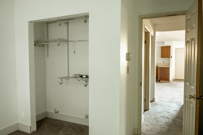 Building Photo - 835 Travois Way