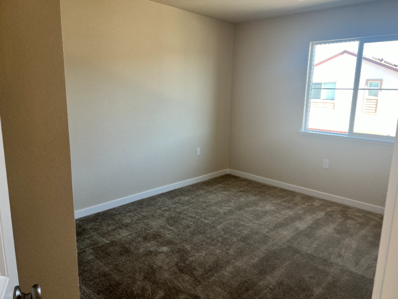 Building Photo - 431 Tandoori Wy