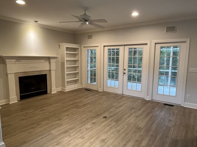 Building Photo - Refreshed 4 Bed home in Ballantyne
