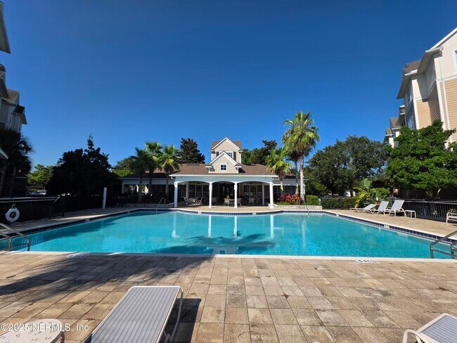Building Photo - 11251 Campfield Dr