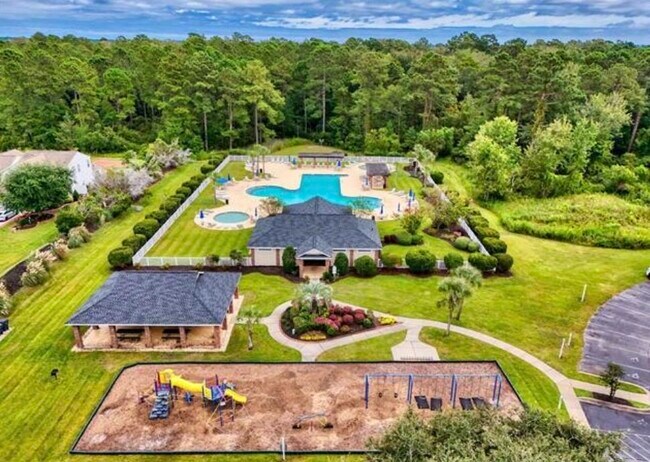 Building Photo - 698 Pepperbush Dr