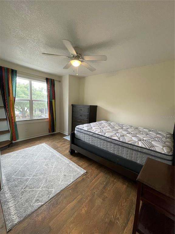 Building Photo - 15215 Amberly Dr