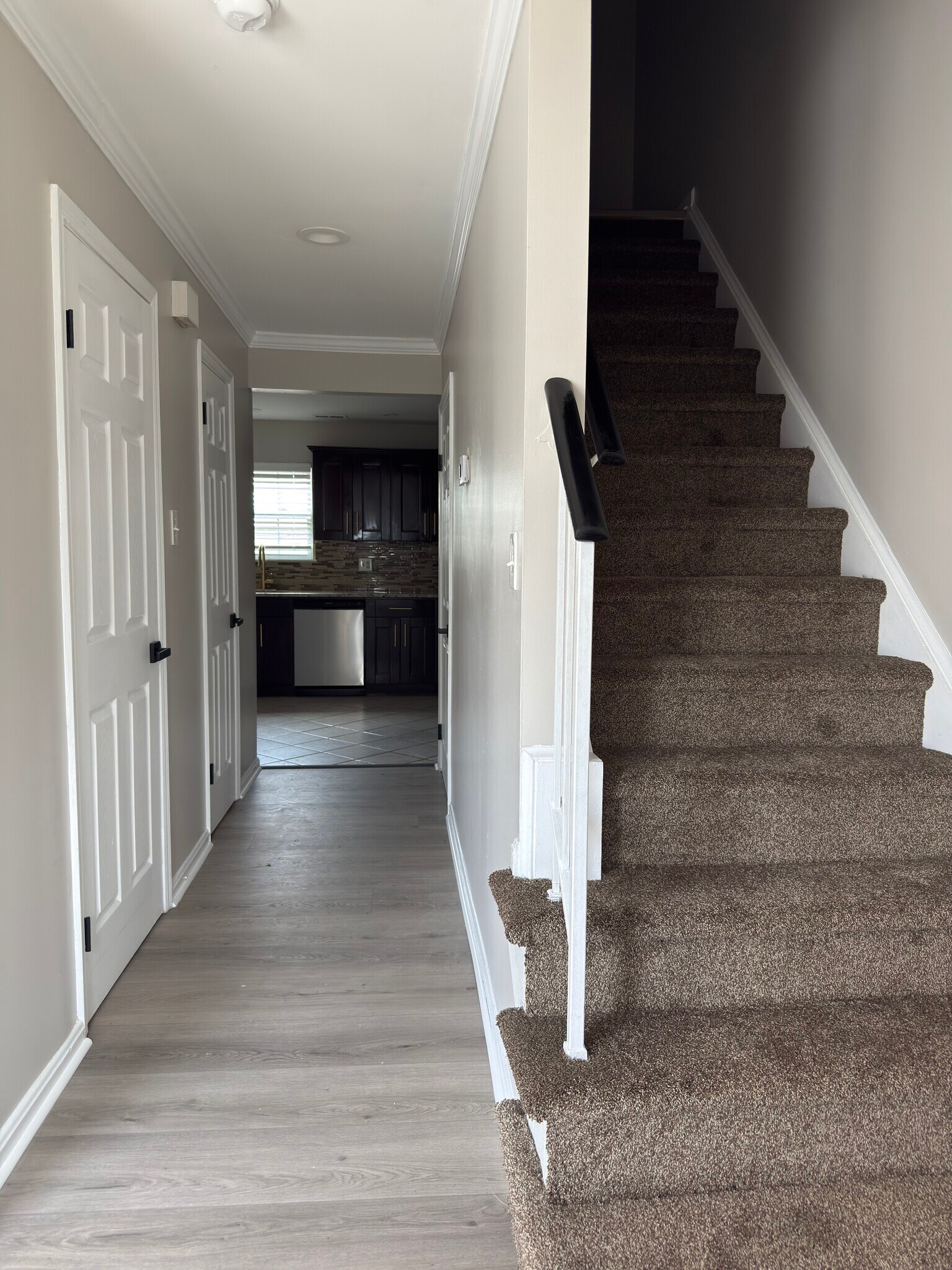 Building Photo - 1706 Tulip Ave