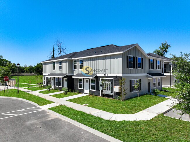 Building Photo - 3821 SW 43rd Ct