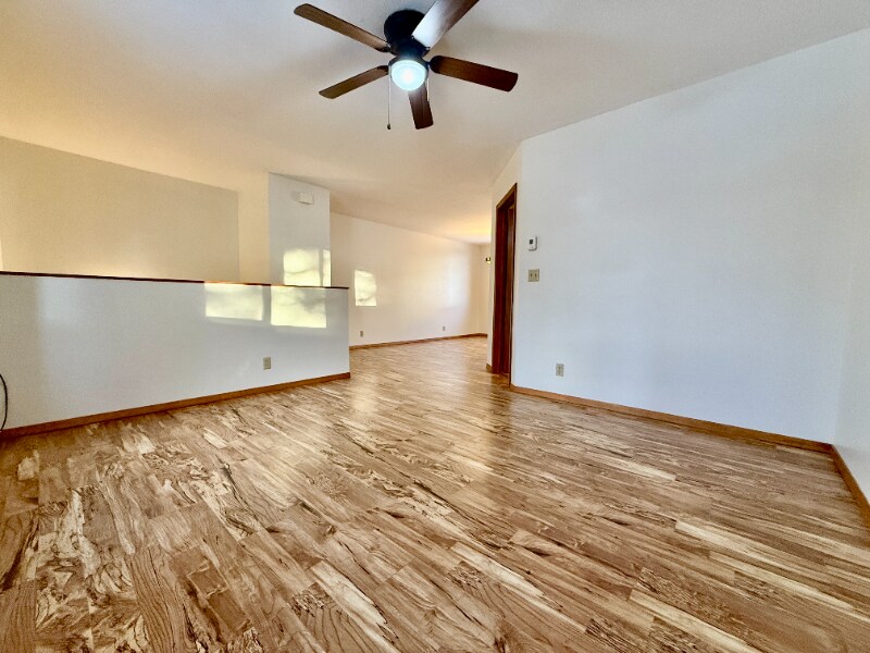 Building Photo - 722 Waverly Pl