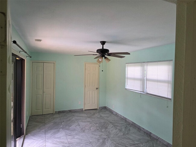 Building Photo - 4031 NE 8th Ave