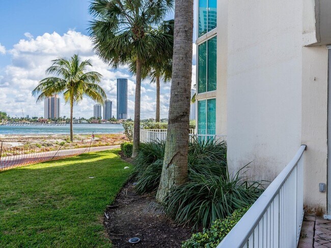 Building Photo - 3370 Hidden Bay Dr