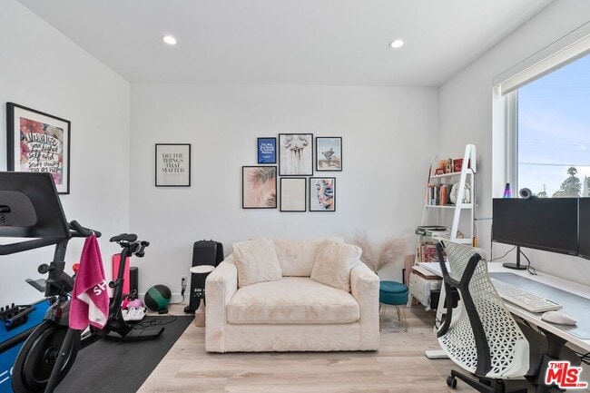 Building Photo - 4912 S Centinela Ave