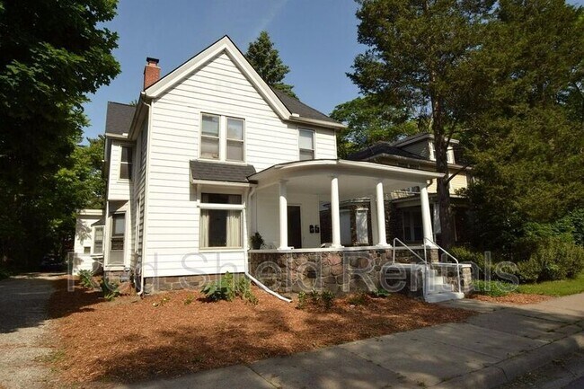 Building Photo - 113 N Hamilton St