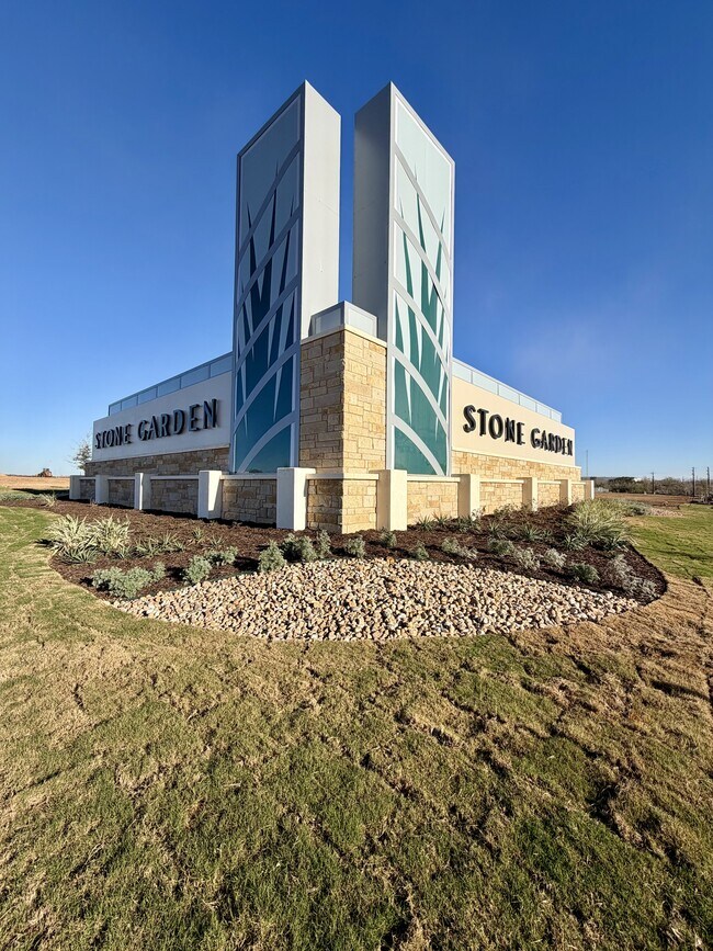 Building Photo - 14536 Azzurro Stone