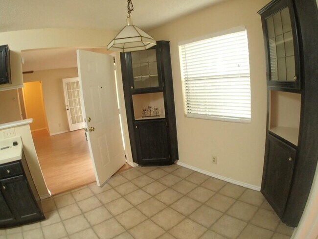 Building Photo - 9205 Sedgemoor Trail