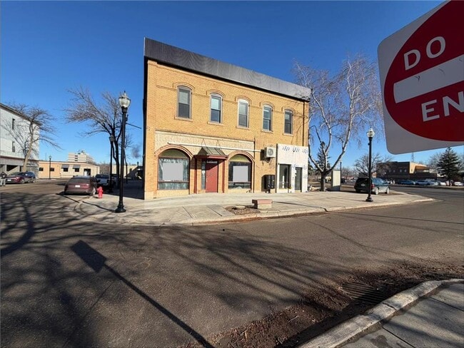 Building Photo - 542 Benson Ave SW