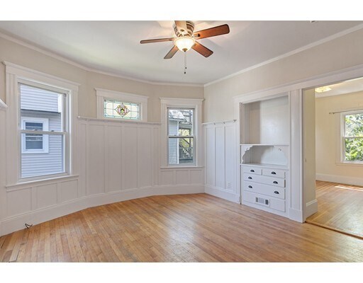 Building Photo - 8 Greylock Rd