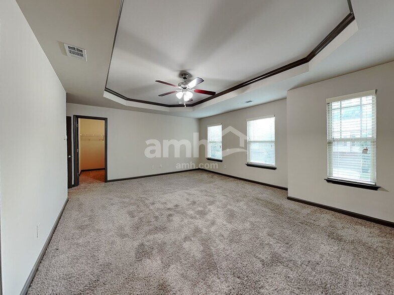 Building Photo - 658 Sweet Ashley Way