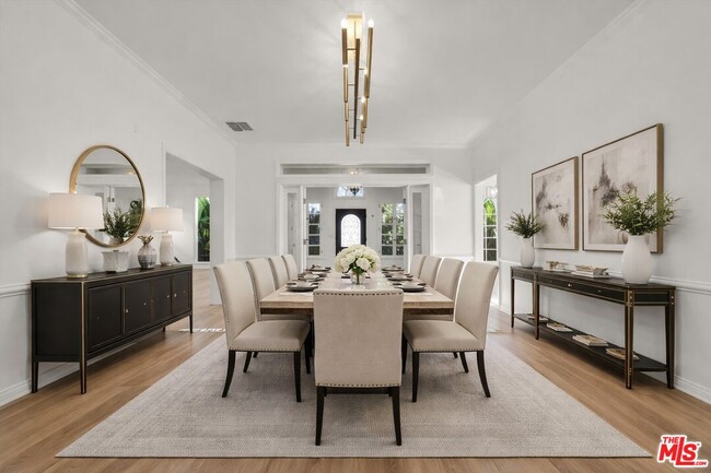 Building Photo - 205 Canon Dr