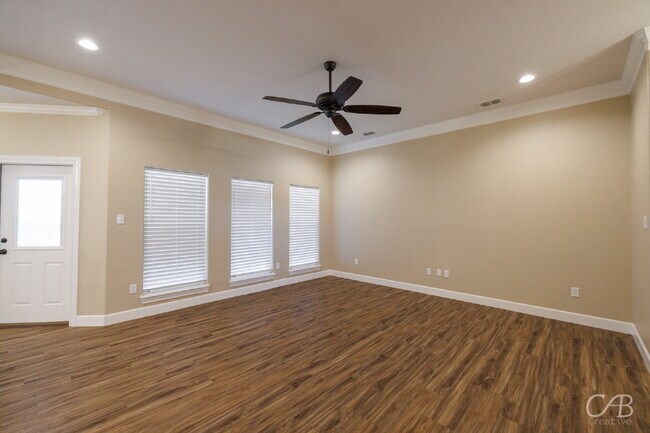 Building Photo - For Lease