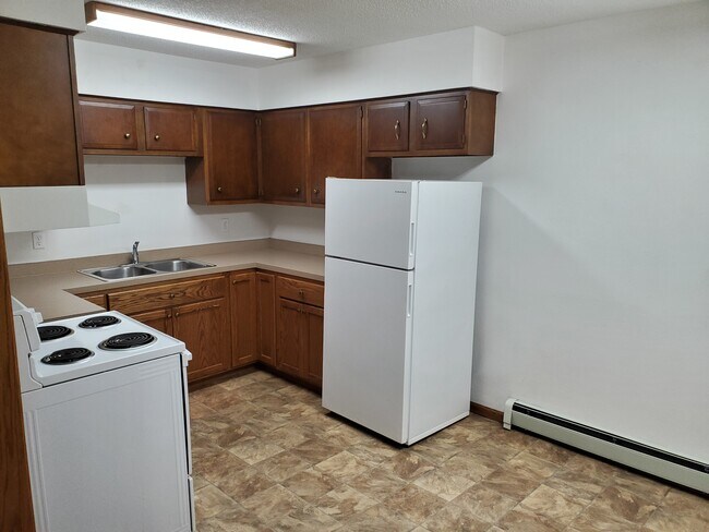 Building Photo - 207 W Main St