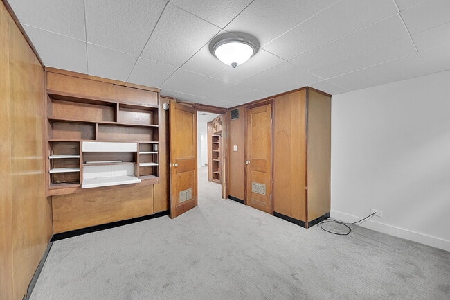 Building Photo - $2,695 - 3 Bed, 1 Bath Updated Home in Den...