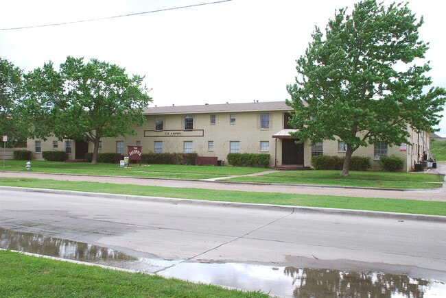 Building Photo - Sandpiper Apartments