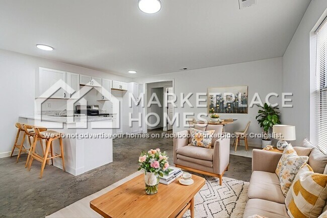 Building Photo - 1369 Chadwick Cir